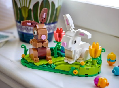 LEGO Easter Rabbits Display 40523